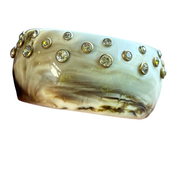 Vintage Lucite Wide Bangle Bracelet Brown Swirl Rhinestones Studded Retro Style - Picture 9 of 9